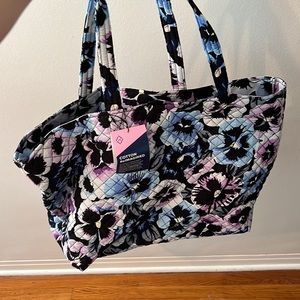 Vera Bradley Grand Tote